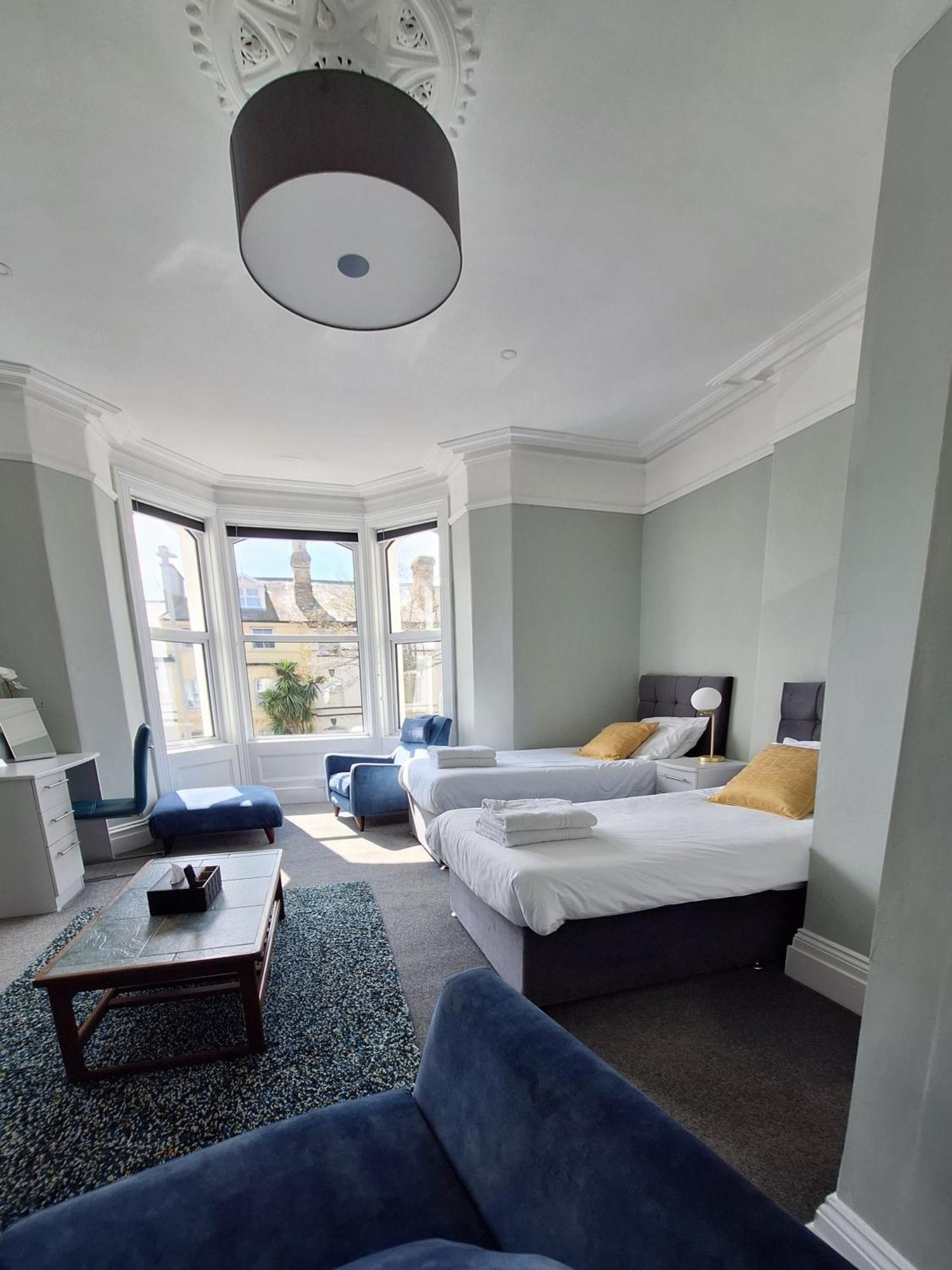No 27 Chapel Street Guest House Llandudno Extérieur photo